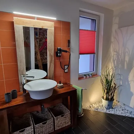 בית נופש Rehblick - Direkt In Der Natur, Mit Lesezimmer Und Zwei Terrassen פרידריכרודה